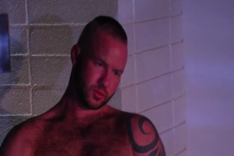 Buff homo Threeway love juice