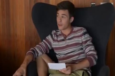 meeting At The Art Gallery