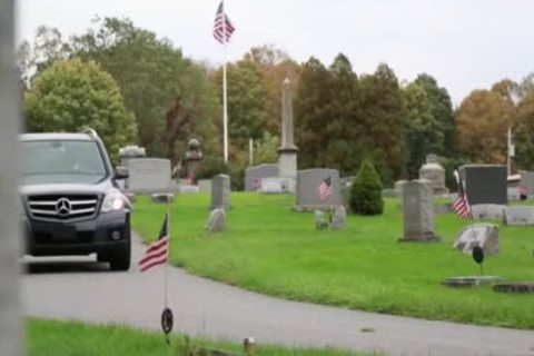 Muscle homo threesome And Facial