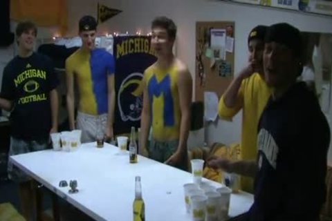 Muscle homosexual oral stimulation-sex With cumshot