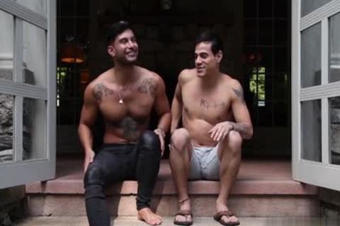 Muscle homosexual Flip Flop With Facial