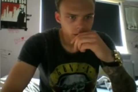 Bad teen Rocker Fingers His ass And masturbates his dick