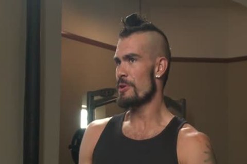 large rod slave fastened With spunk flow