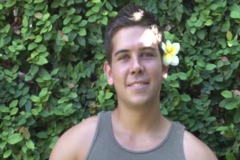 tasty Hung young Lifeguard Shows Off