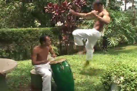 Capoeira 19 - Scene 4