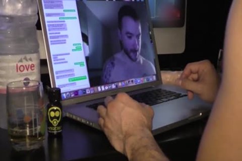 cum Junkie - Gabriel Fisk Takes middle Stage In raw orgy