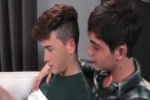 Young twink bareback got nailed after classes