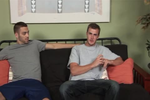 Newcomer Chris Stevens fucks Tommy Defendi