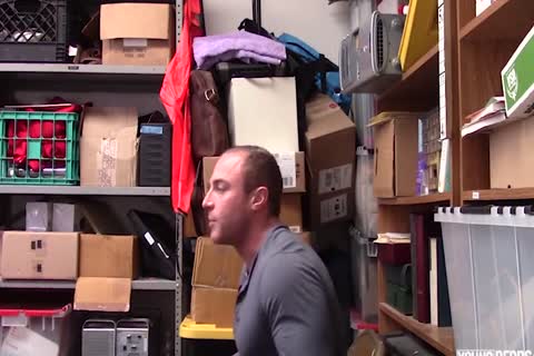 27 Year old Caucasian Male acquires hammered For Stealing