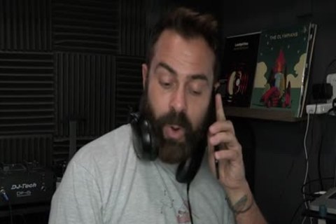 Muscle Bear Flip Flop With ass ejaculation