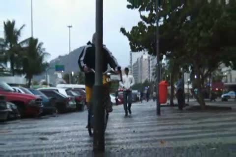 Latino 046