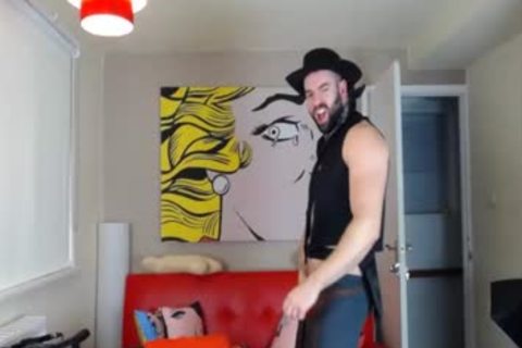 Frank Jerks Off On webcam