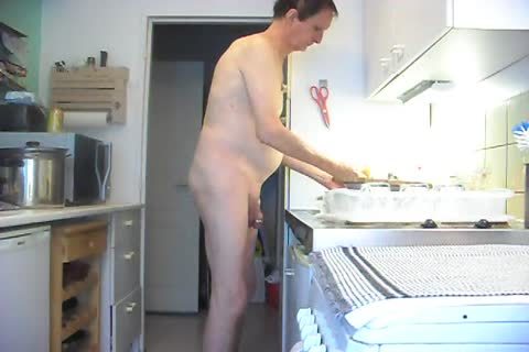 Dishwahing in nature's garb