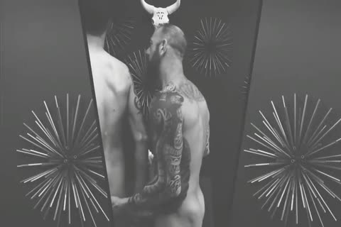 Muscle Daddy Vic Rocco bonks Robert Rexton