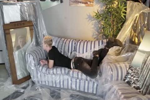 Newcomer In Prague Gives lascivious Local A Hard fuck & Jizzy ass!