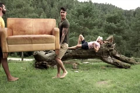 Uncut In The Great outside 2