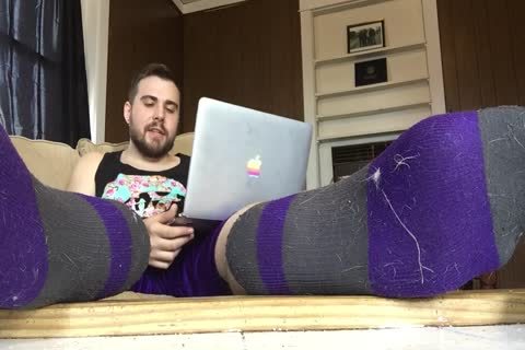 BSF Size 13 Male Feet Q&A