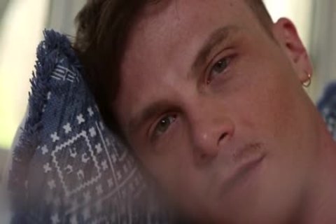 French Hunk pokes twink