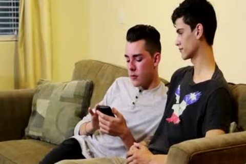 BT-The sexy teen Is A 10-Pounder slut!