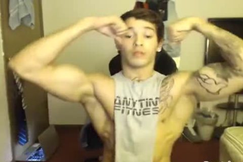 Muscle Bro jerk off