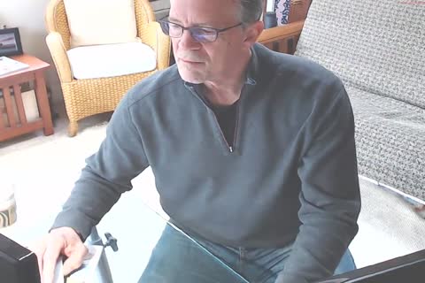 big Dicked dad wanking 002