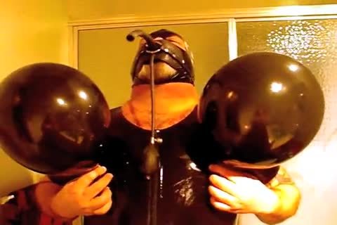 #GAGBEAR - wet Rubber Kink