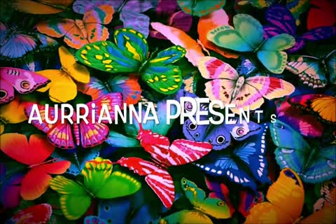 Aurrianna Cumming through