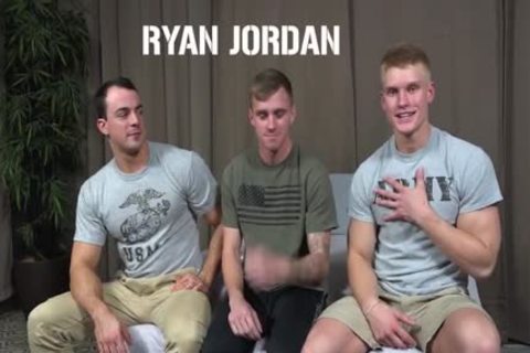 three-some bare Party2