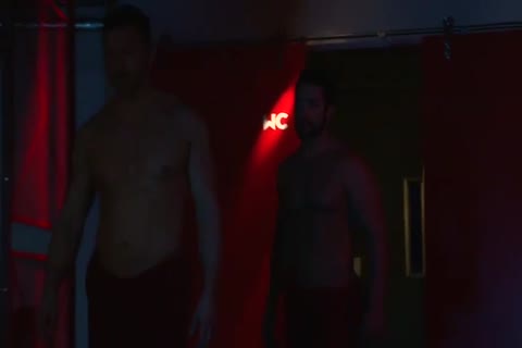 Gaysex Bottom Hunk discharges his cum