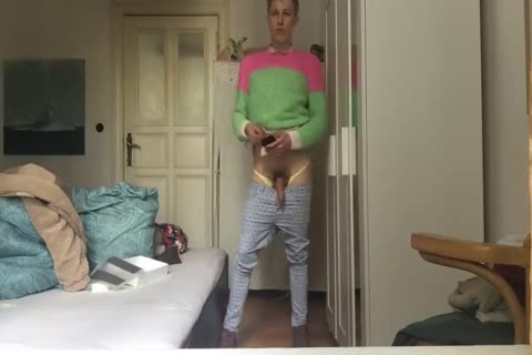 twink IS ALWAYS HUNGRY FOR bare 10-Pounder