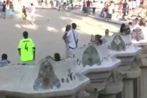 Tourist receives A throbbing Spanish Welcome