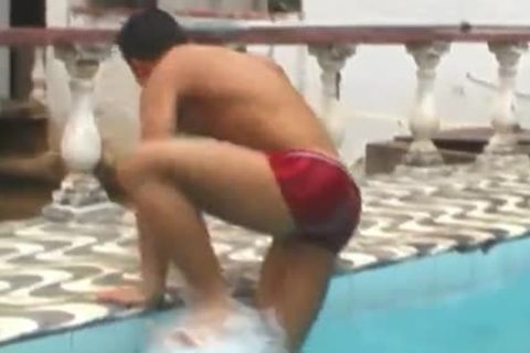 When The Delivery lad Comes At The Right pont of time