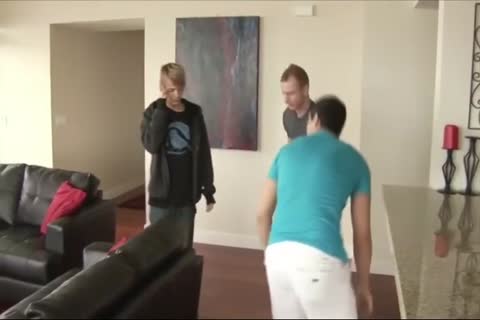 gay Pole Dancer Turns A Male group On