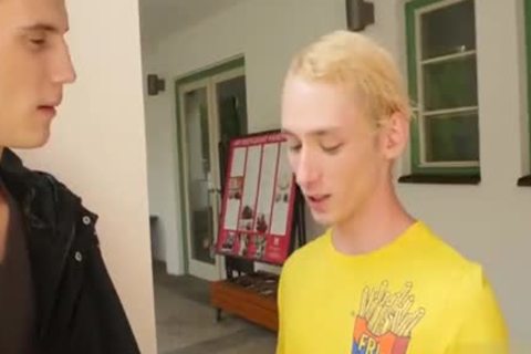 Parkside Pickup (JinPowers) movie scene-01