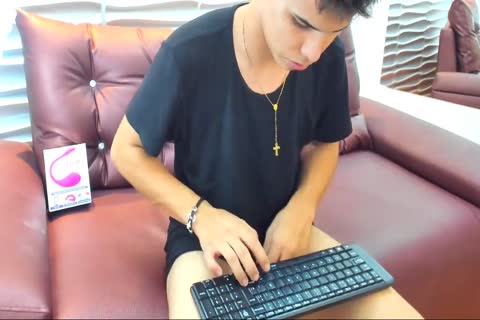 Very sexy 19yo Latino Thomas Cums On Chaturbate