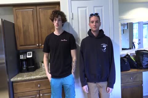 str8 penis bonks juicy bushy Otter Who LOVVVVVVES cum! FACIAL