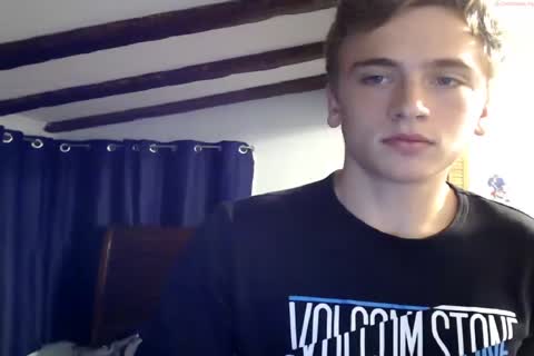 Blond teen Cums On sex dildo And Licks his sex cream - Chaturbate
