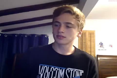 Blond teen Cums On sex dildo And Licks his sex cream - Chaturbate