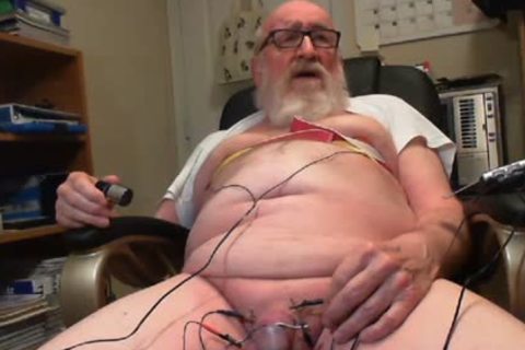 Thehungarianguy older Daddy Electro Stimulation sperm Session