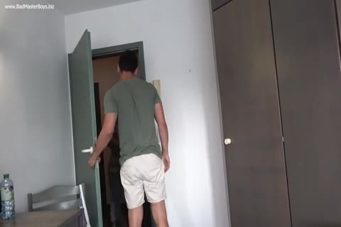 slavemaster Otis