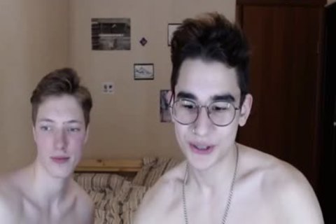 Russian homo couple Enjoying Mutual oral stimulation job On cam
