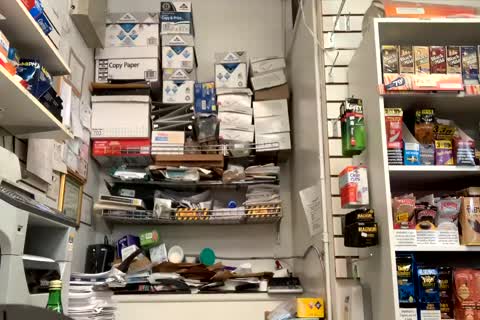 yummy teen Cums At Work (gasstation)