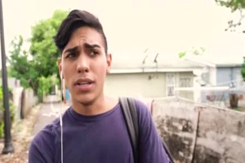 'Uncut 10-Pounder For Latino lad'