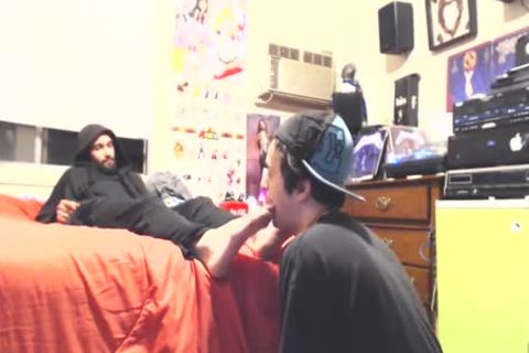 'Paid Homeless dude To Let Me Smell His Feet And Rim His wazoo'