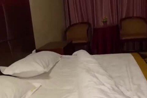 玩兩個00後的弟弟