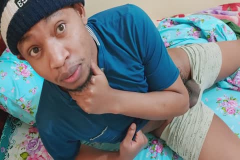 Shoking Loud large O Wakes Neighbours Up