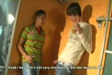 pretty legal age teenager Bareb