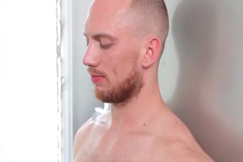 Gets a buzz out of the best sex