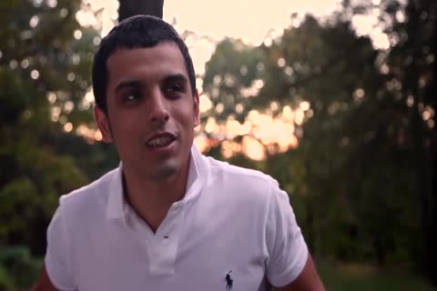 Jay Mercer bonks Junior Fernandez