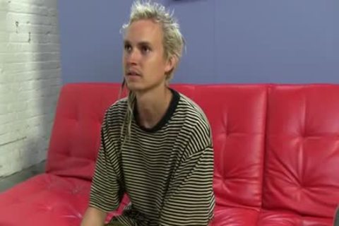 Skater teen gets aperture Hunted